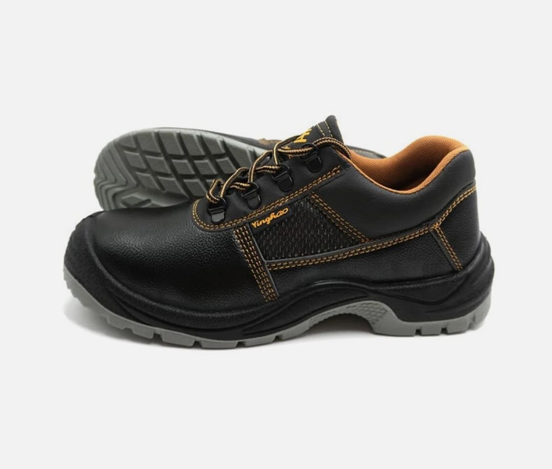 Chaussure de sécurité basse S1P — Chaussures & EPI